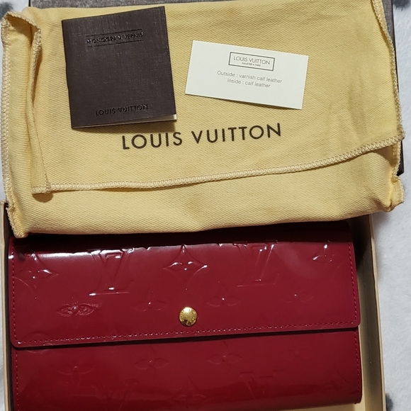 Louis Vuitton wallet - Picture 4 of 4